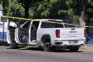 11-bodies-including-2-children-found-in-pickup-truck-on-mexican-highway