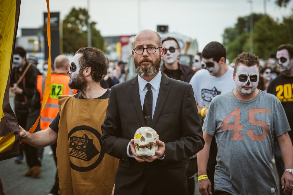 The Anarchist Undertaker Who Does Death Differently